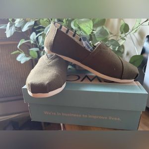 Alpargata flats by TOMS